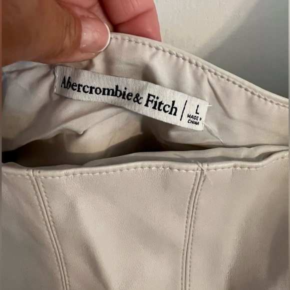 NWT Abercrombie & Fitch Vegan Leather Corset Scoop Neck Tank Top Cream size L - Picture 4 of 13